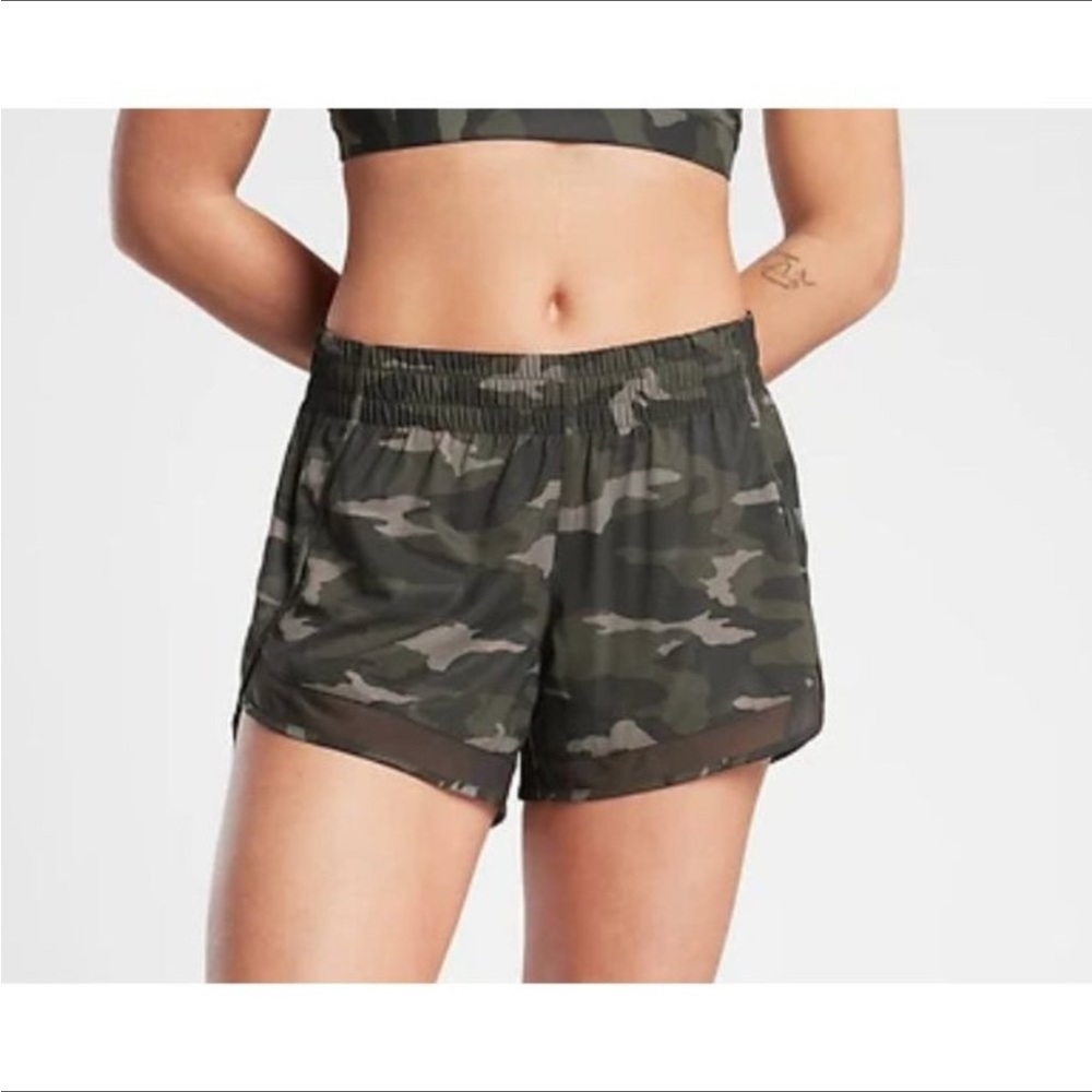 ATHLETA camo mesh racer run shorts M